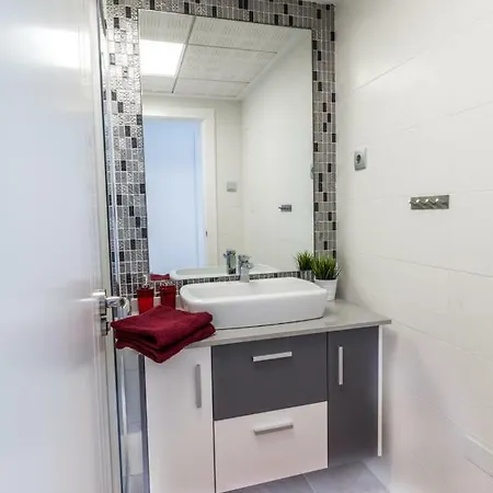 Eluxuria Sunny Apartamento