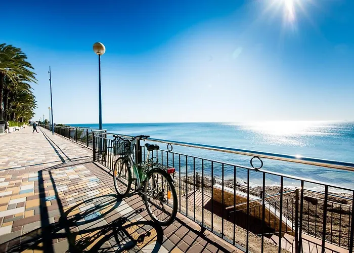 Eluxuria Sunny Apartment Torrevieja