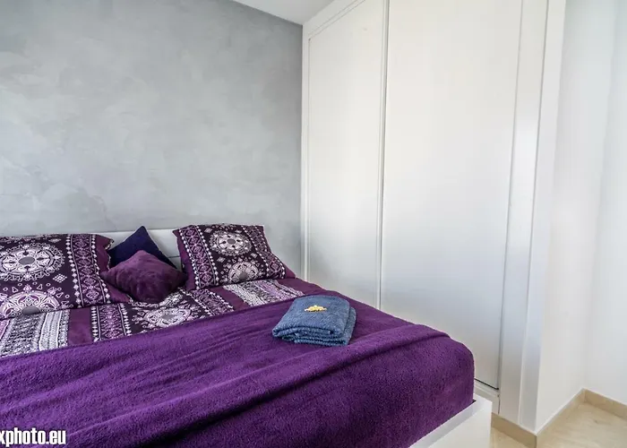 Eluxuria Sunny Apartment Torrevieja